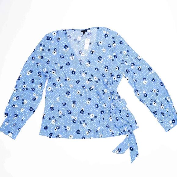 Talbots Petites Blue Flora Wrap Blouse Poet Sleeve V-Neck Flowers & Dots Size LP - Picture 2 of 16